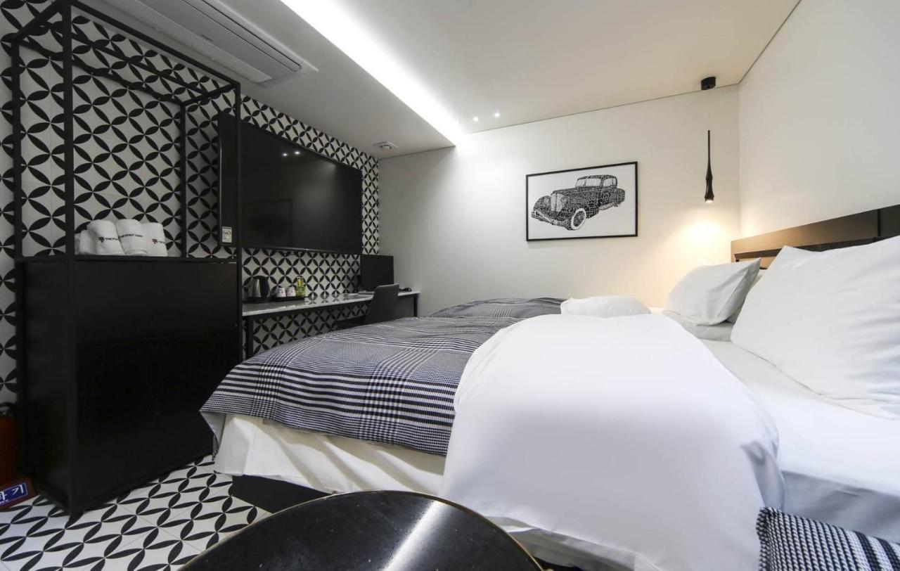 The Post Hotel Seoul Bagian luar foto